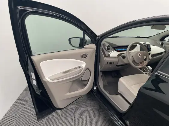 RENAULT ZOE - voiture d'occasion - Photo 19
