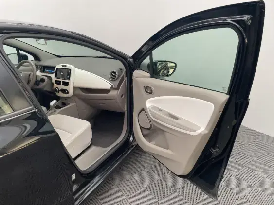 RENAULT ZOE - voiture d'occasion - Photo 20
