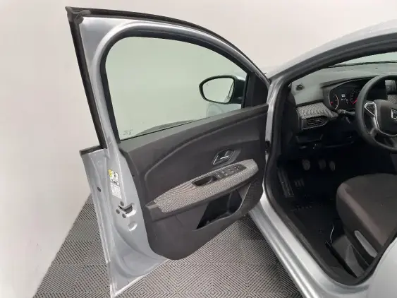 DACIA SANDERO III - voiture d'occasion - Photo 19