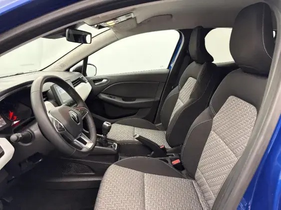 RENAULT CLIO V - voiture d'occasion - Photo 17