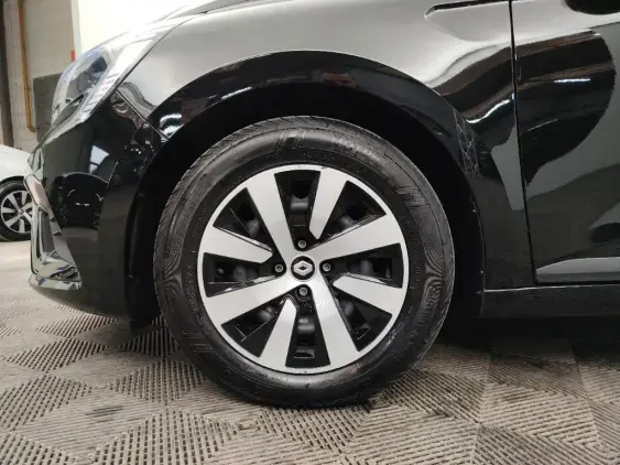 RENAULT CLIO V - voiture d'occasion - Photo 19