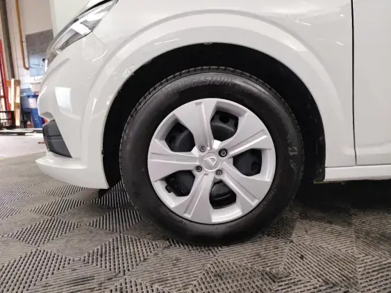 DACIA SANDERO III - voiture d'occasion - Photo 20