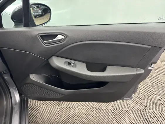 RENAULT CLIO V - voiture d'occasion - Photo 20