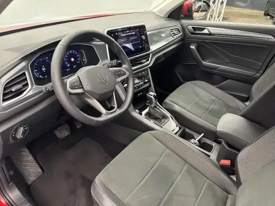 VOLKSWAGEN T-ROC - voiture d'occasion - Photo 18