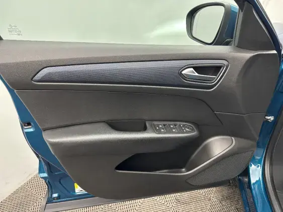 RENAULT ARKANA - voiture d'occasion - Photo 19