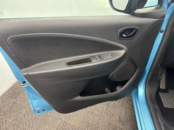 RENAULT ZOE - voiture d'occasion - Photo 16