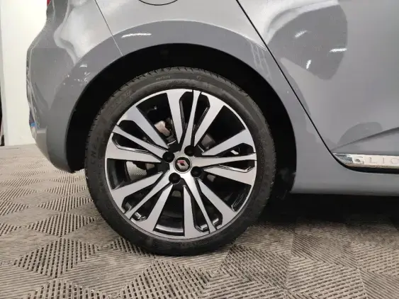 RENAULT CLIO V - voiture d'occasion - Photo 22