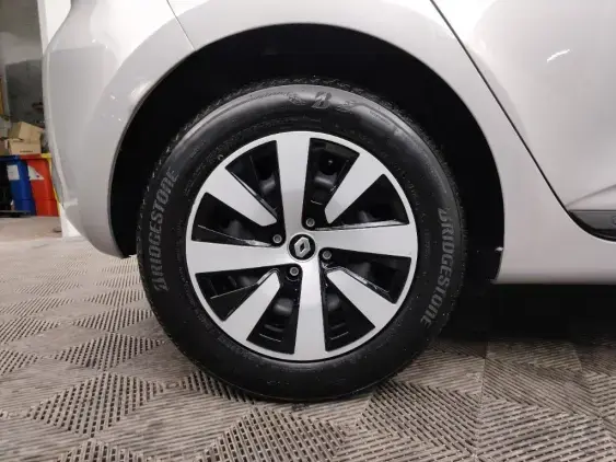 RENAULT CLIO V - voiture d'occasion - Photo 24