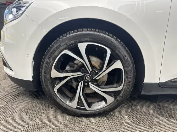 RENAULT SCENIC IV - voiture d'occasion - Photo 22