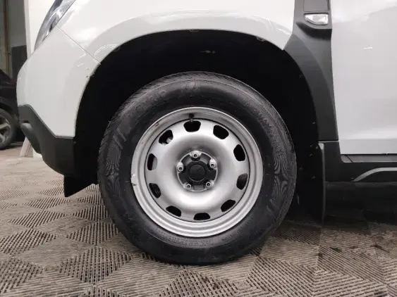 DACIA DUSTER II - voiture d'occasion - Photo 22