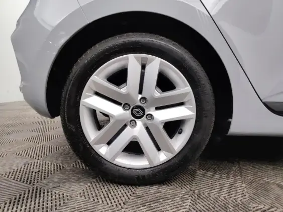 RENAULT CLIO V - voiture d'occasion - Photo 25