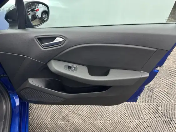 RENAULT CLIO V - voiture d'occasion - Photo 20