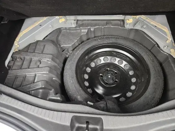 RENAULT SCENIC IV - voiture d'occasion - Photo 17