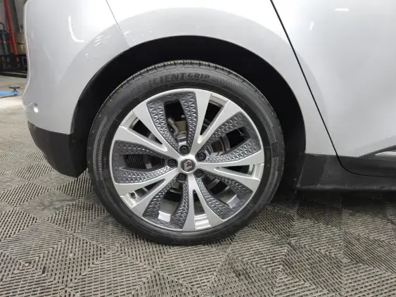 RENAULT SCENIC IV - voiture d'occasion - Photo 25