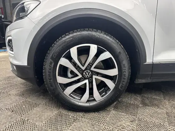 VOLKSWAGEN T-ROC - voiture d'occasion - Photo 23