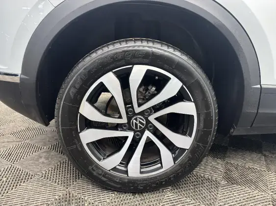 VOLKSWAGEN T-ROC - voiture d'occasion - Photo 25