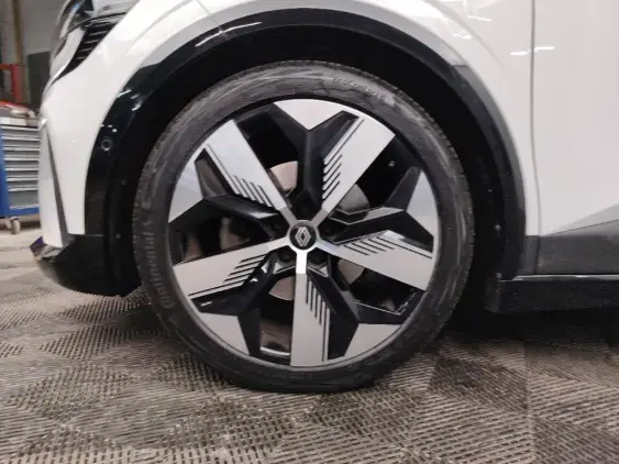 RENAULT MEGANE V - voiture d'occasion - Photo 23