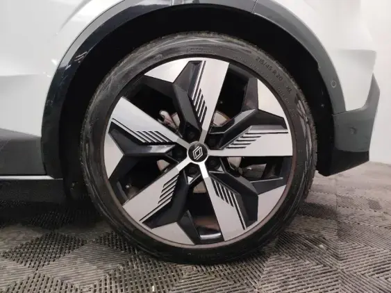 RENAULT MEGANE V - voiture d'occasion - Photo 24