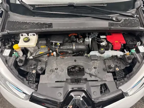 RENAULT ZOE - voiture d'occasion - Photo 19