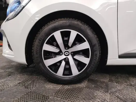 RENAULT CLIO V - voiture d'occasion - Photo 23