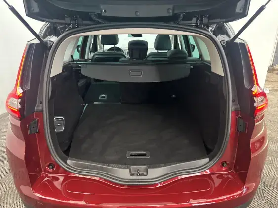 RENAULT SCENIC IV - voiture d'occasion - Photo 16