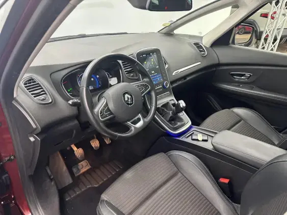 RENAULT SCENIC IV - voiture d'occasion - Photo 18