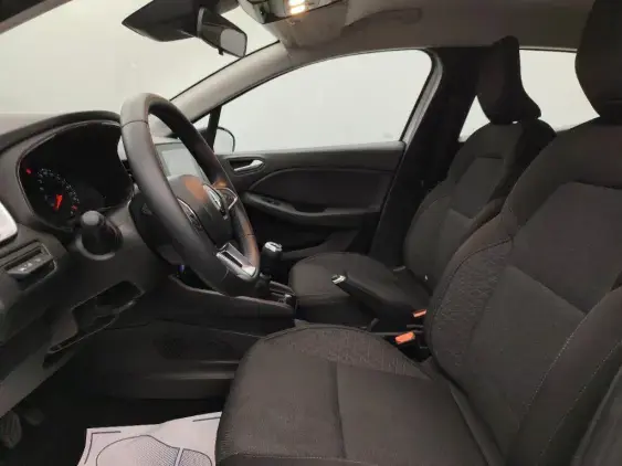 RENAULT CLIO V - voiture d'occasion - Photo 17