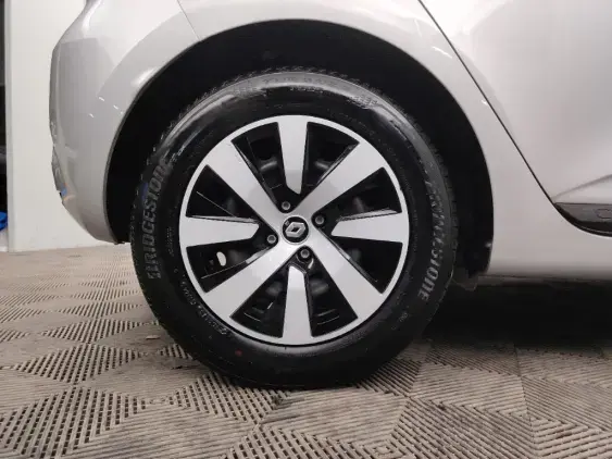 RENAULT CLIO V - voiture d'occasion - Photo 24