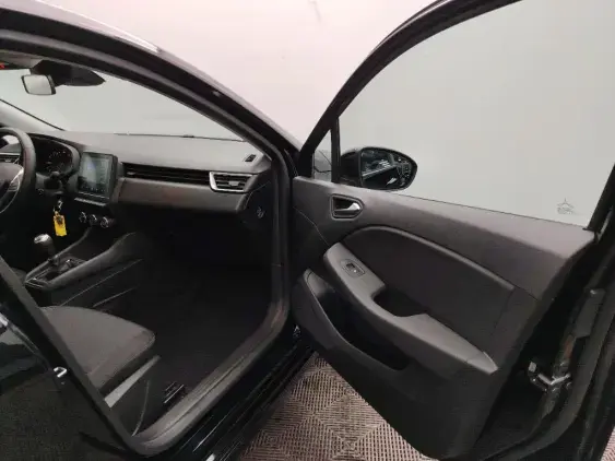 RENAULT CLIO V - voiture d'occasion - Photo 19