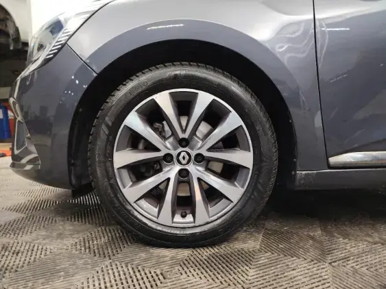 RENAULT CLIO V - voiture d'occasion - Photo 23