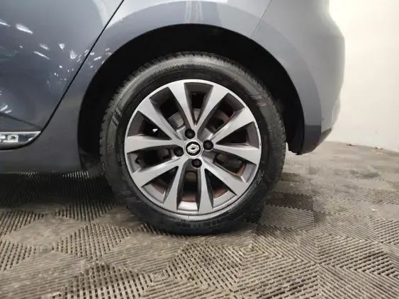 RENAULT CLIO V - voiture d'occasion - Photo 24