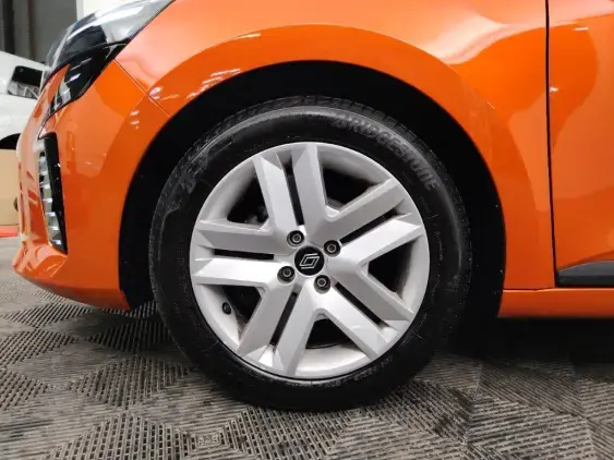 RENAULT CLIO V - voiture d'occasion - Photo 23