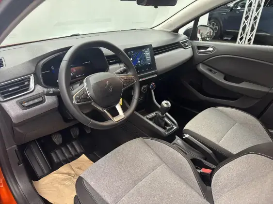 RENAULT CLIO V - voiture d'occasion - Photo 18