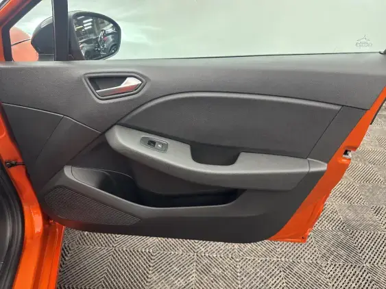 RENAULT CLIO V - voiture d'occasion - Photo 19