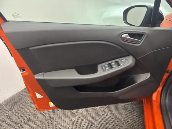 RENAULT CLIO V - voiture d'occasion - Photo 20