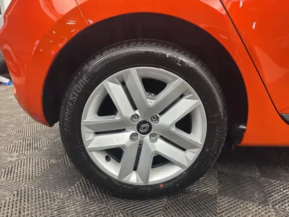 RENAULT CLIO V - voiture d'occasion - Photo 25