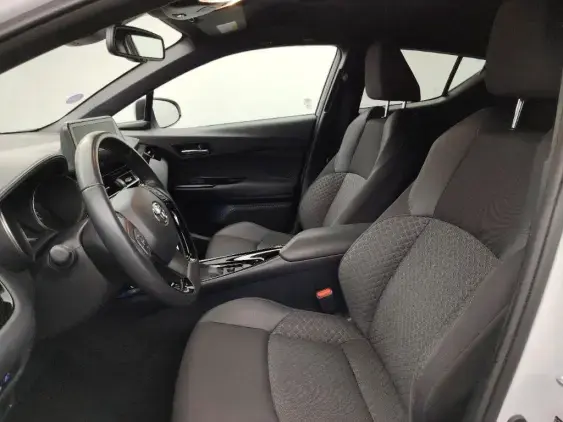 TOYOTA C-HR - voiture d'occasion - Photo 18