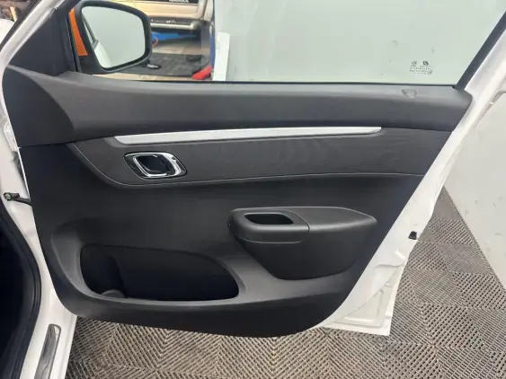 DACIA SPRING - voiture d'occasion - Photo 19