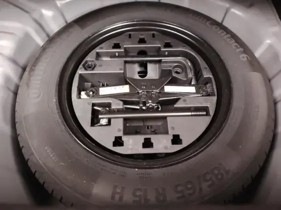 RENAULT CLIO V - voiture d'occasion - Photo 17