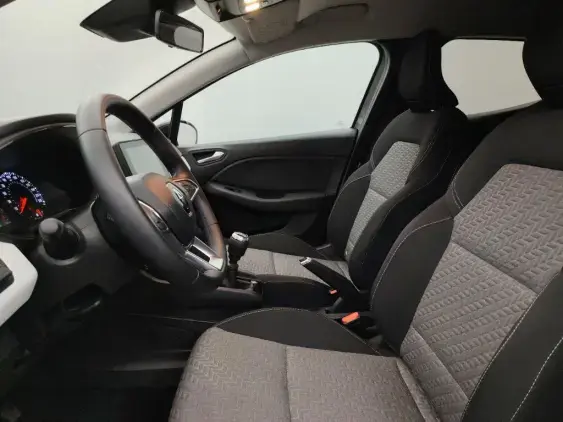 RENAULT CLIO V - voiture d'occasion - Photo 18