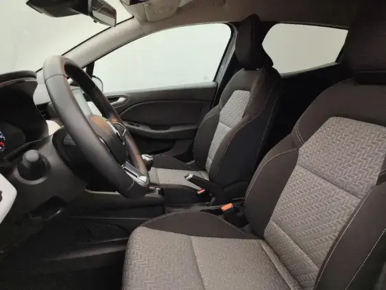 RENAULT CLIO V - voiture d'occasion - Photo 18