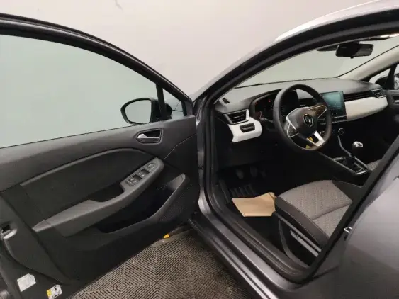 RENAULT CLIO V - voiture d'occasion - Photo 19