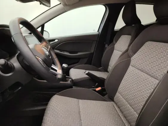 RENAULT CLIO V - voiture d'occasion - Photo 17