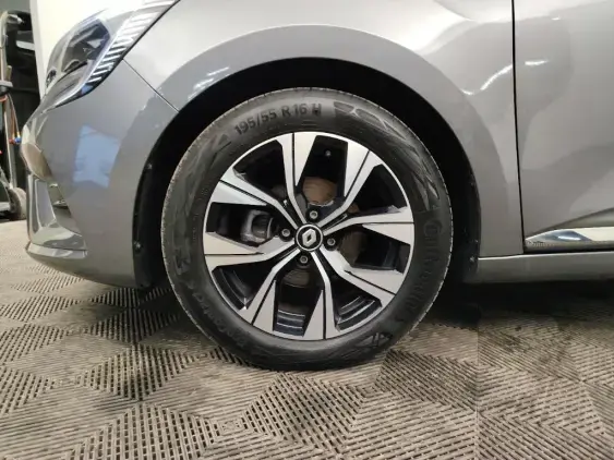 RENAULT CLIO V - voiture d'occasion - Photo 22