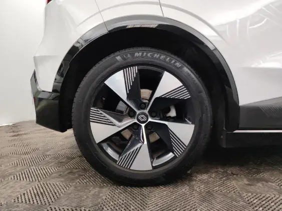 RENAULT MEGANE V - voiture d'occasion - Photo 25