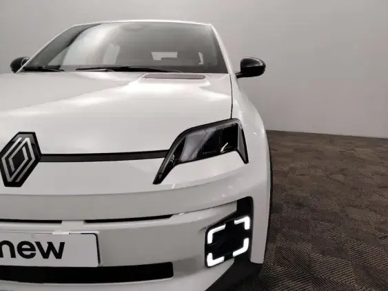 RENAULT 5 III - voiture d'occasion - Photo 22