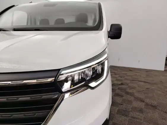 RENAULT TRAFIC FG III - voiture d'occasion - Photo 17