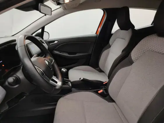 RENAULT CLIO V - voiture d'occasion - Photo 18