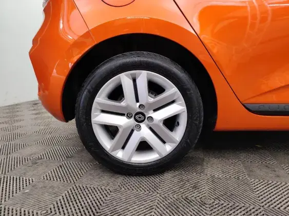 RENAULT CLIO V - voiture d'occasion - Photo 25