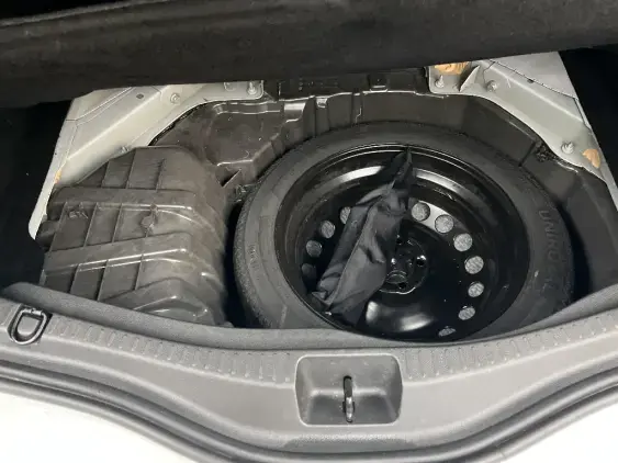 RENAULT SCENIC IV - voiture d'occasion - Photo 17